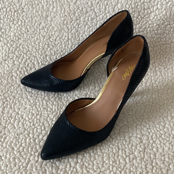 Mossimo Supply Co. Faux Snakeskin Stiletto Heels - Picture 1 of 13